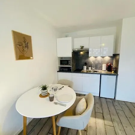 Le De Thea - Private Parking - 2 Guests Apartment Le Mans